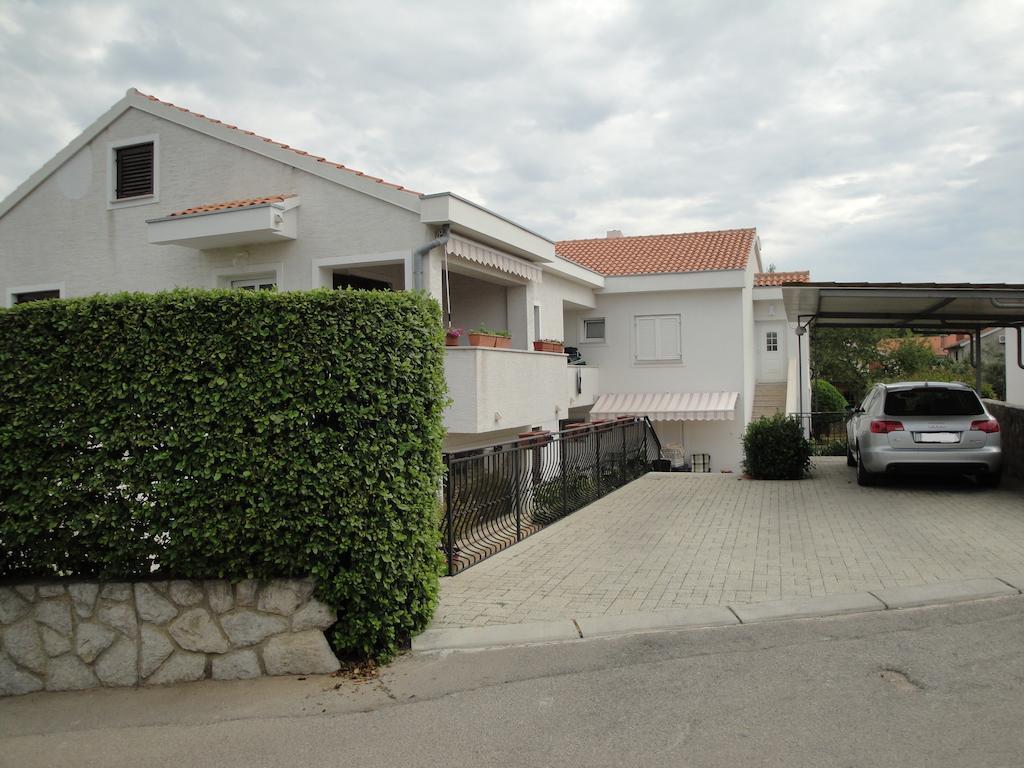 Villa Maria Крк Екстер'єр фото